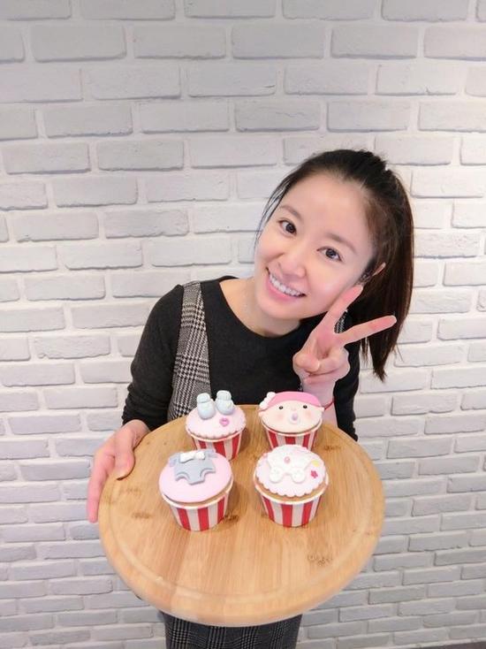 ������΢����ɹ�����ư������� �ٱ��²⻳Ů����