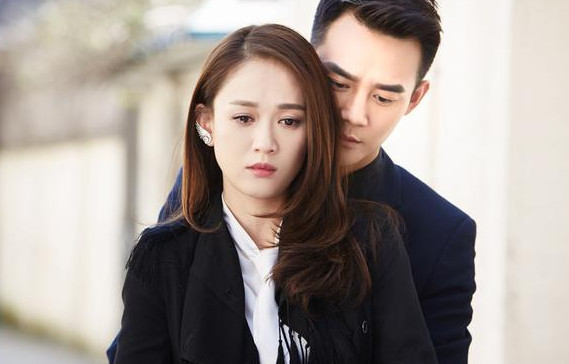 �������Ƕ����������� ˫����ĸ��������