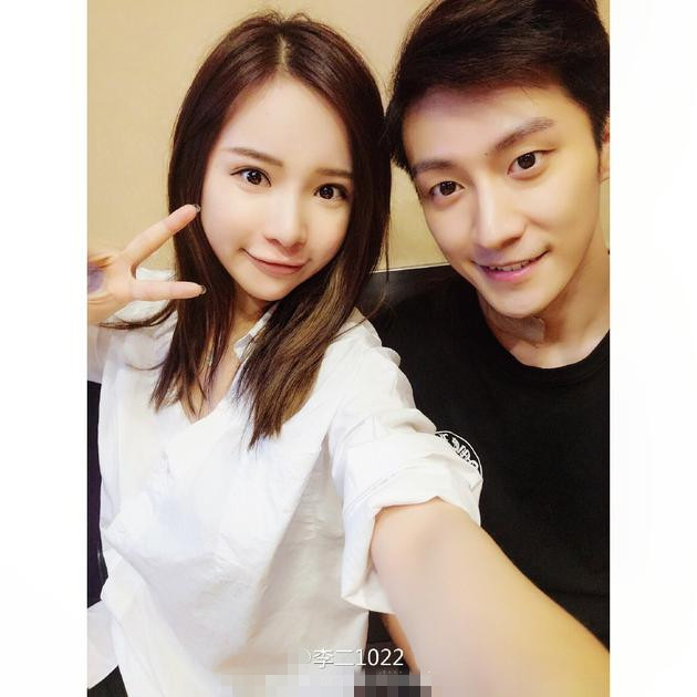 ��������ǰŮ���ٷ�Kimi���� ��˿�������