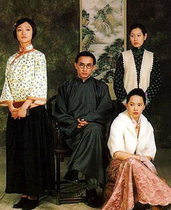 ����Ӣ̸����Ѹ19���������ѻ����ϵĺ�