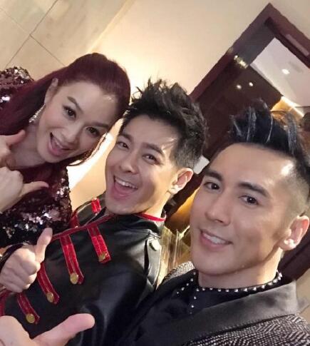 ��־ӱ΢��ɹ������羺�Ӱ ���˾���15��ĺù���