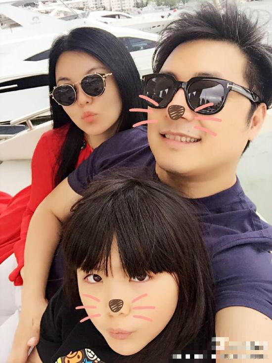 ����һ����������ͧ���� ��ʫ���׶����