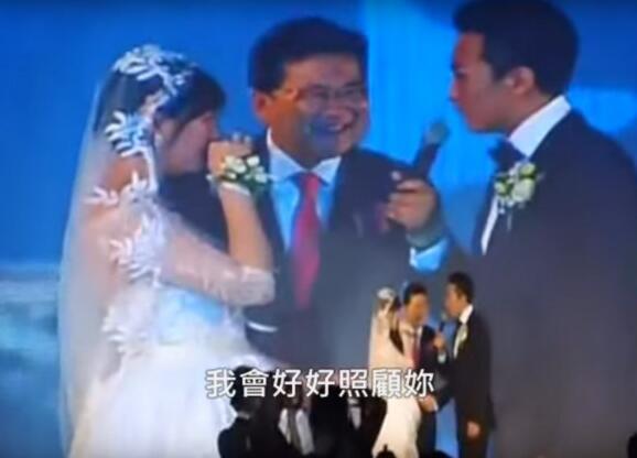 孙俪要邓超对自己好点 得到的7字回应让她泪崩大哭