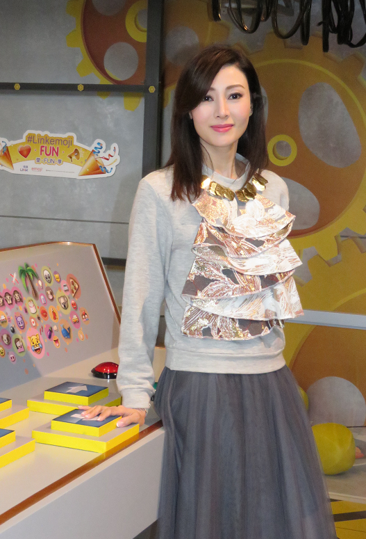 �����۰��޸ʱȱ�Ů�׸� �ɰ������˵