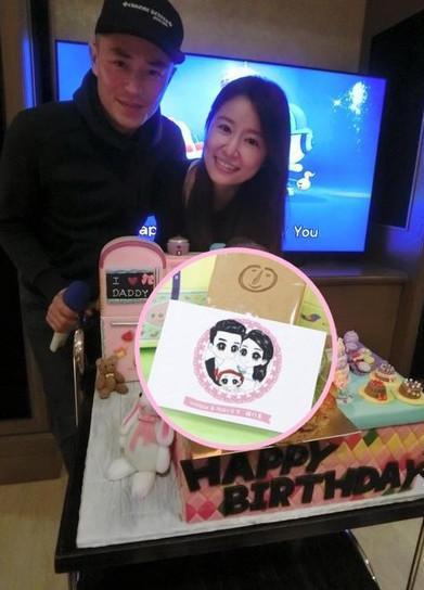 ������ɹӤ���� �����뿴Ů������