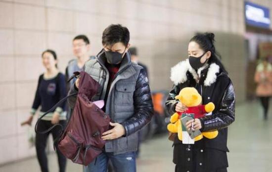 ����¡�򸾹�˾��ֵ��ˮ 18�ڱ�1173��Ԫ?