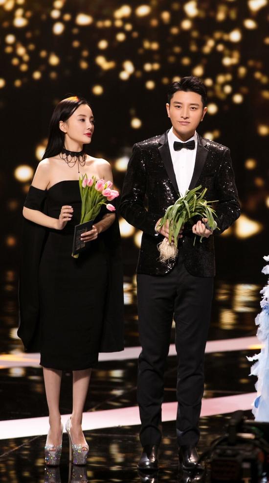 ��������С贳�ϯ���Ӿ�Ʒ��ʢ�� ����ճ��502ȫ�̽���