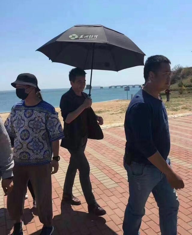 �������ڴ�����У���֣������ǵ����塷����ӭ������