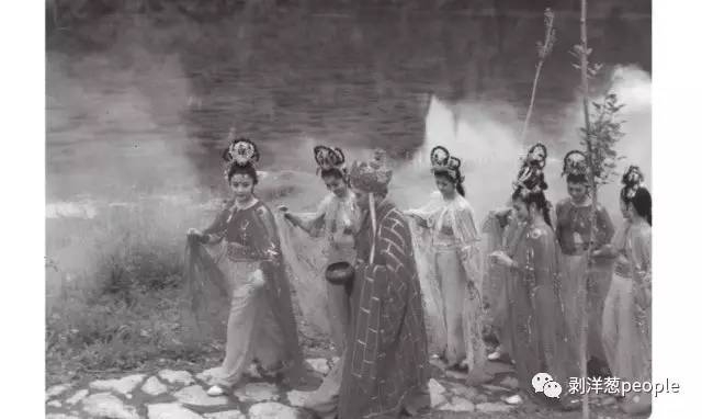 �����μǡ�������ࡰ���Ρ� ��������50��Сϸ��