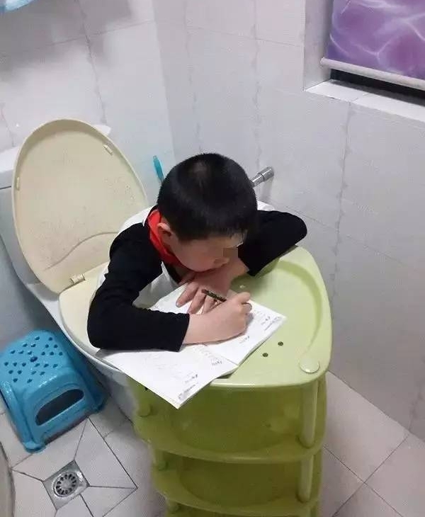 Ҳ�����ˡ��Լҵ��̱��գ��������ֻ��Ⱥ��ӵ��鱾������