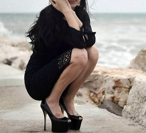 ��ӱ�ĺ���߿�������Ͼ��ȶ̣������Ƶ���˫�������ĸ����ˣ�