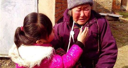 12��ǰҽԺ�������ӷ������뻻����������үү���̼�����ϻ�