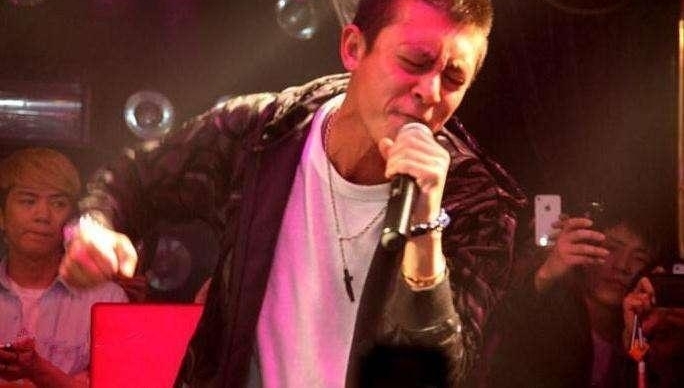 ����Ϊ���»��Ӱ���, ȴ���䵽ҹ���̽�, �ֺͳ�ģ����Ů��