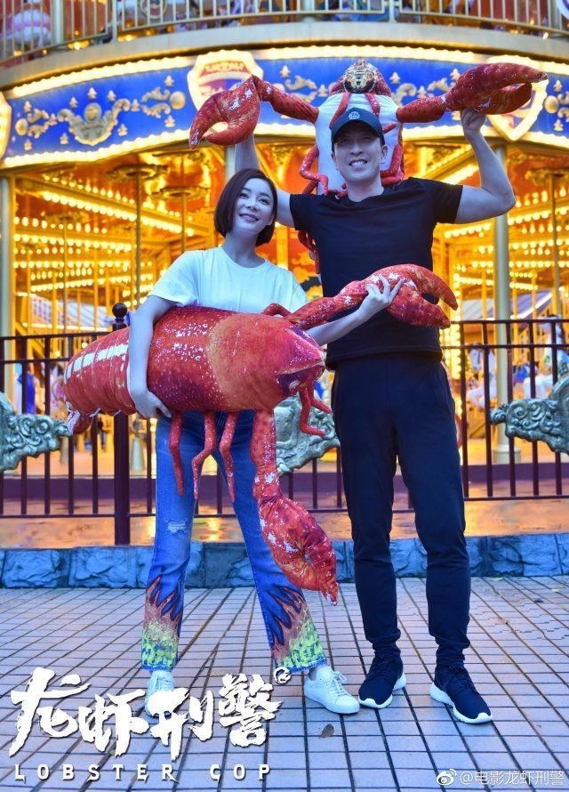 ��������橣���ز�¶��������Ů����
