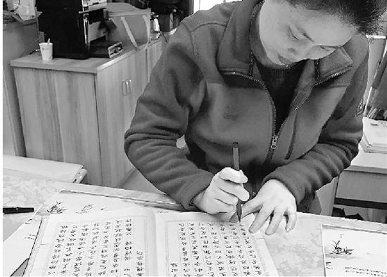 С���ɺ�ë���� ��Ȼ�������ļ�ѹ�ô�