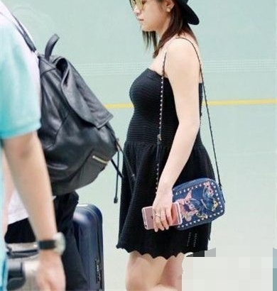 baby���������磬Ů�ǻ��д���ձ�ƴ�������������˱�����