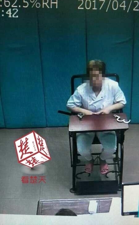 ����������塱ץ���ڻ�ʯ���ݣ��񾯿���һҹֻΪ�ܿ���������ѧ...