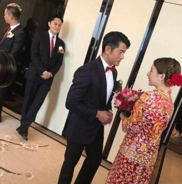 ���°��и�Ů���������ǣ��Ҵ�С����ĸ賤��
