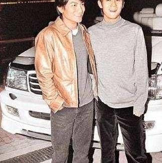 ����Ϊ���»��Ӱ���, ȴ���䵽ҹ���̽�, �ֺͳ�ģ����Ů��