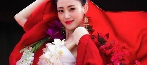 �����µ�Ů��˭��ޣ���ʫʫ���ģ���һ��³�������