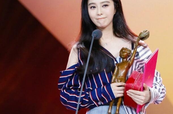 �����������Ů��Ա Ϊ���佱���ǰװٺα��������