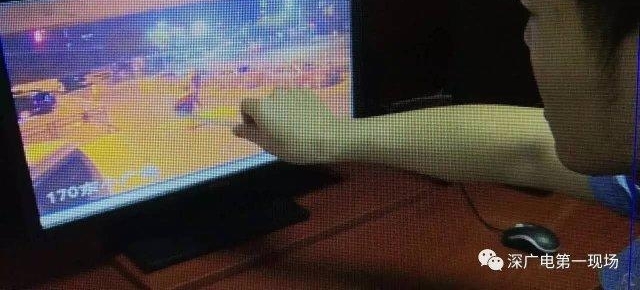 17 Ůҹ 硱ӲϹ