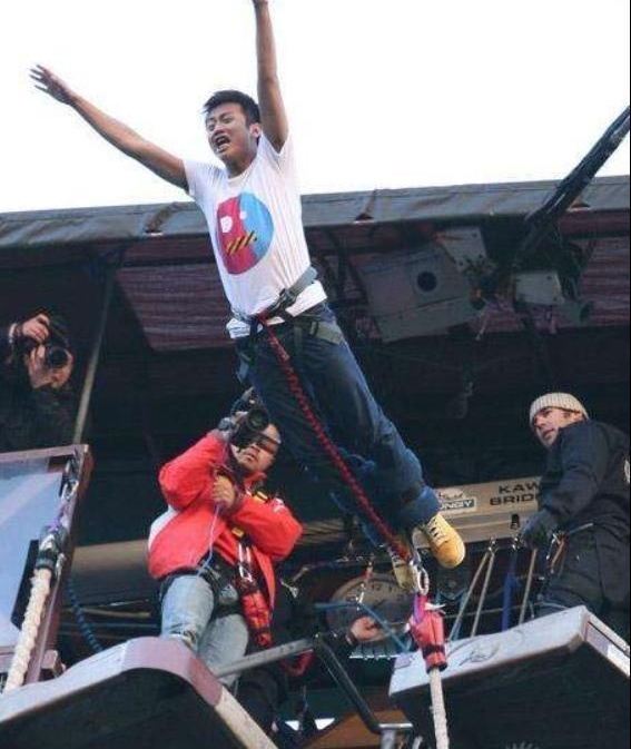 ������ս����������꿱�����ޣ��˳������ֶ��˻�