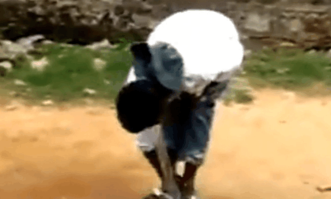 ��ʵ��ĺ�«��   ��2ƿˮ֮����ȫ���»�ƿ��