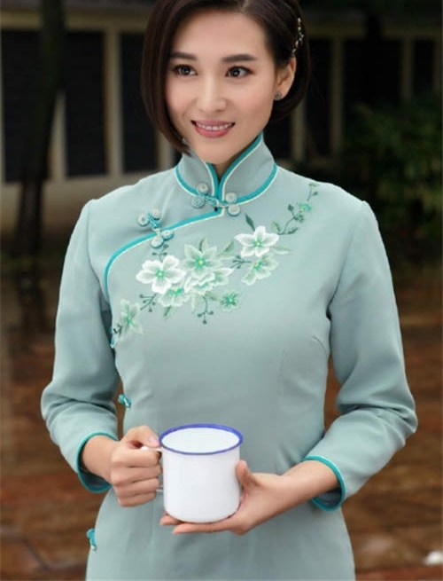 �����ж�Ů���б�������Сѩ�����겻���Ѿ��ϲ���