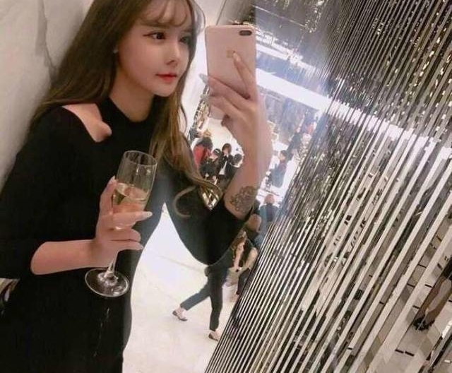 �������ĵ��ӣ�����Ƚ����ʥ������ѩ����ʱ����־������Ҫ������