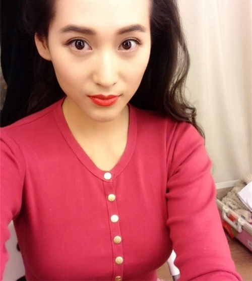 �����ж�Ů���б�������Сѩ�����겻���Ѿ��ϲ���