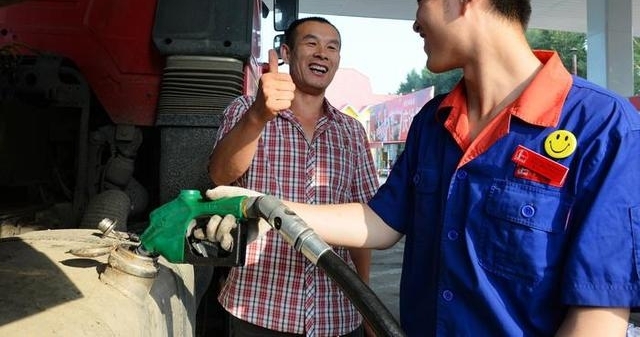 ���켫���������飬�ù˿ʹӴ˰��ϼ���վ