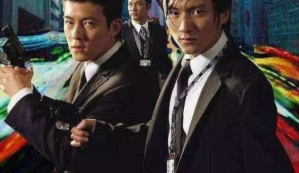 ����Ϊ���»��Ӱ���, ȴ���䵽ҹ���̽�, �ֺͳ�ģ����Ů��