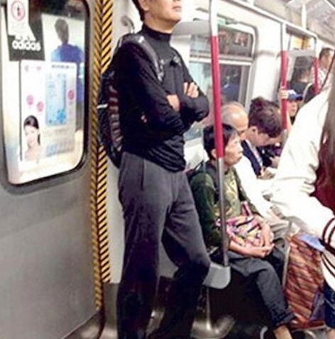 ������ٳ��ѧ�����������ǳ� ����Ȧ�öȽڼ�����ǻ���˭��