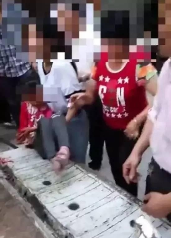 һ���¹ʾ�ʾ��4.15~4.21��