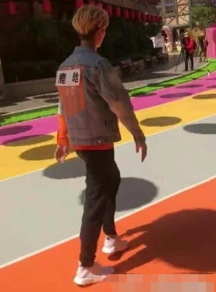 ���ݺ�¹�϶���һ�������Ե�ȱ�ݣ�ʵ��̫Ӱ�����������ˣ�