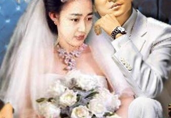 ͬ�������»�����Ů�ˣ�һ���ȷ���������һ���������˸�Ȣ��