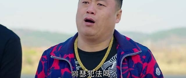 ��尮��֮����ɽÿ��ͷ�������Ķ�̯���¶��ˣ�̯�ϴ��¶���