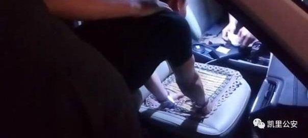 ��������������෸�������������Ϊ�Լ����룬�Լ��˸���