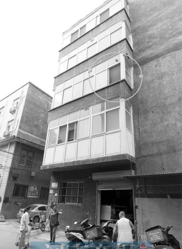 12��СѧŮ���½�2��׹¥��ͯ �Ƹ��µܵ�����