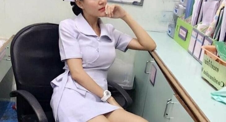 ̩����Ů��ʿ̫�Ըб����ѹ��� ����ֻ�ܴ�ְת��