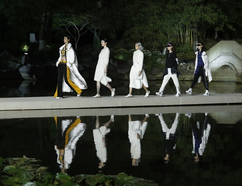 ��˾�����ݽ���ʵ��ʱװ��