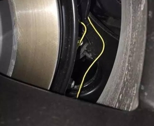���裺����ĳ��ӷ�����������ʱ��ǧ��Ҫ�����³��鿴