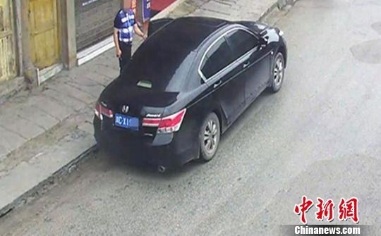 ����Υͣ������ȡ�·�β�� �ӱܼ�ط����ġ����Ρ�