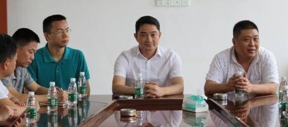 ��ͷ������Ժ���봴��ǿ�ܰ���ҹ���ӿ�չ���а���