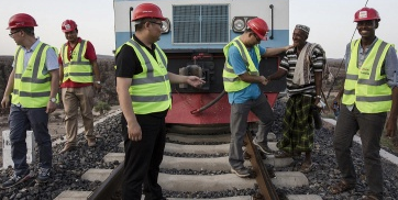 �����޹��ﴩ���й����߽㡱�Ʒ���������ǰһ����