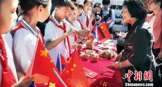 פ��ʹ���߽�����СѧУ���롰һ��һ·������