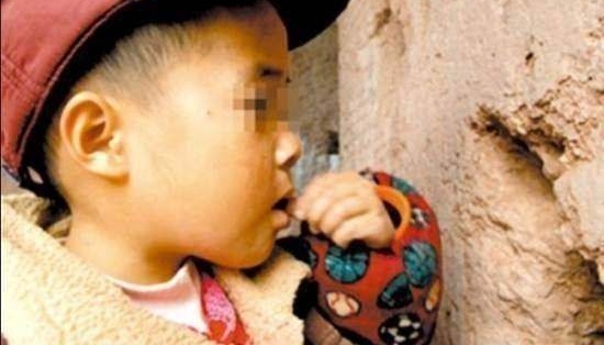 ��ʳ�˾�Ȼʲô���ԣ�����ʯͷֽ��������������Ȼ�����У�