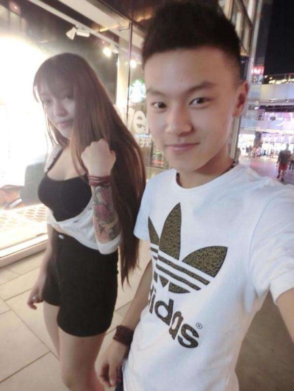 ���μ����������ﾭ������ ��������˭