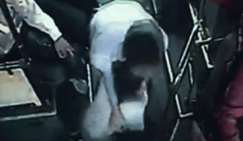 ���ݹ���ɫ���¼� ˾�����˺󾹼�������